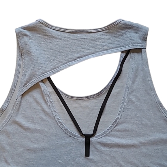 2X Reebok workout tank blue - Picture 4 of 8